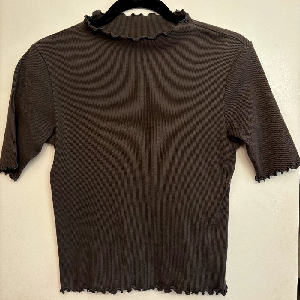 FRAMeWORK Ruffled Ribbed Mockneck TShirt